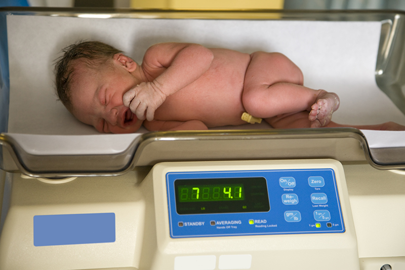 Newborn at healthy weight